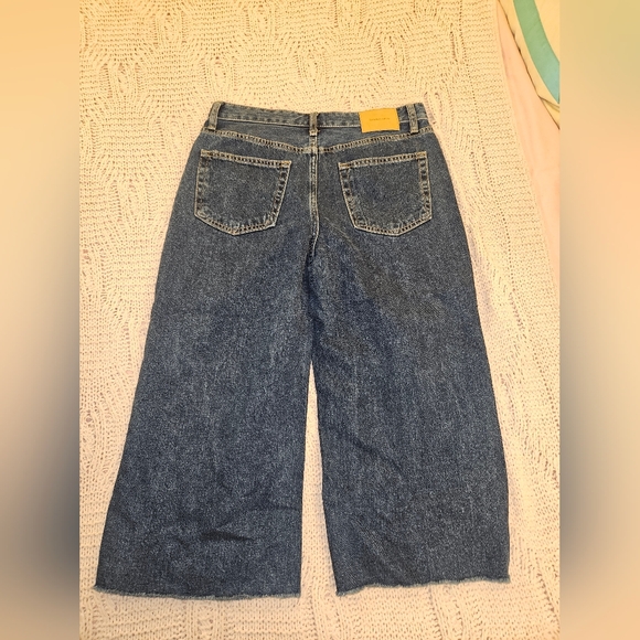 Classic Blue Extra Wide-Leg Distrested Women's Jeans NWT - Picture 5 of 5